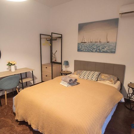 Explore Greece From Lovely City Centre Apartment Chalkís Dış mekan fotoğraf