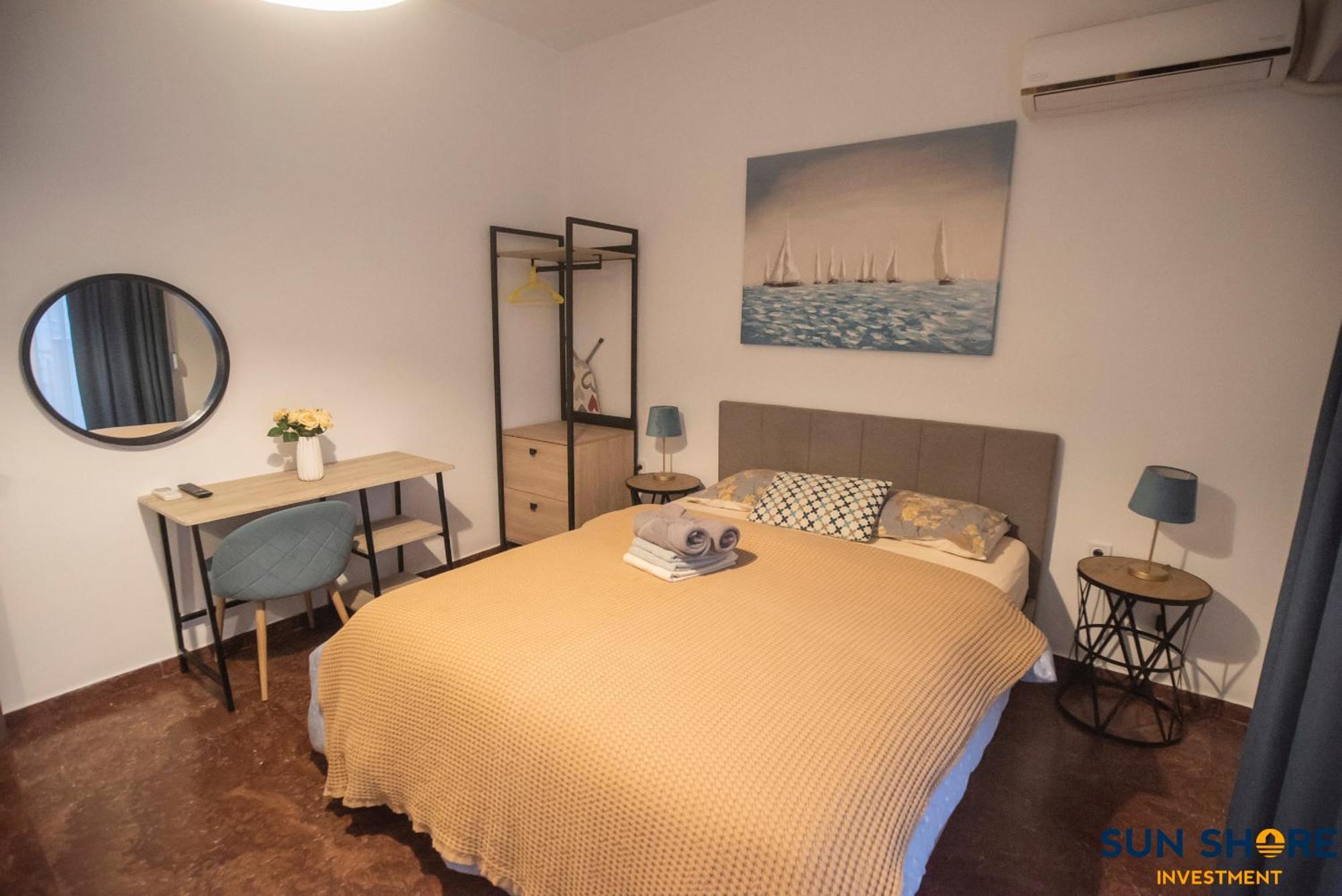 Explore Greece From Lovely City Centre Apartment Chalkís Dış mekan fotoğraf