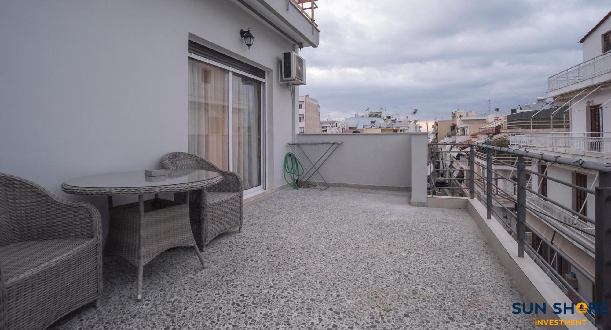 Explore Greece From Lovely City Centre Apartment Chalkís Dış mekan fotoğraf