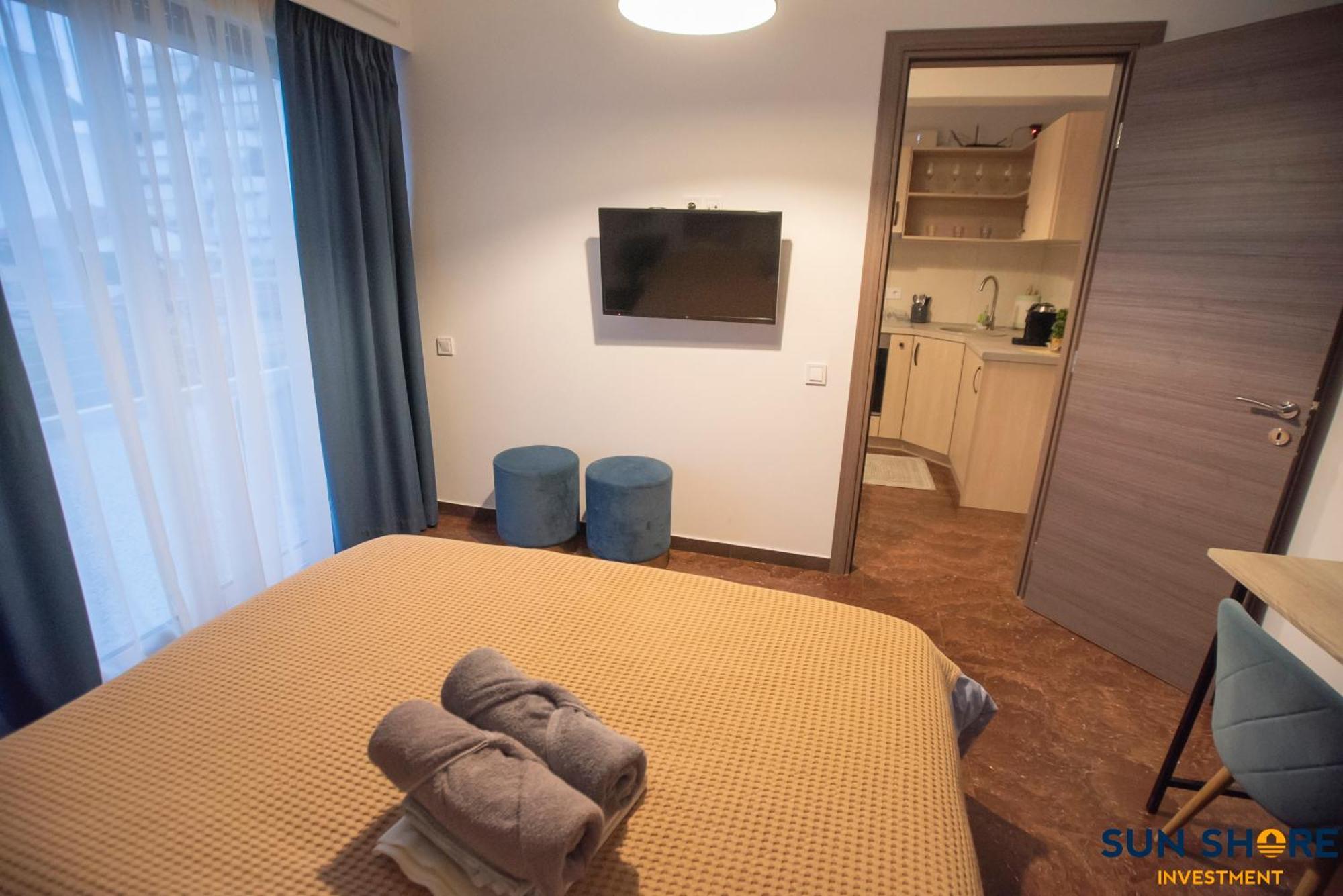 Explore Greece From Lovely City Centre Apartment Chalkís Dış mekan fotoğraf